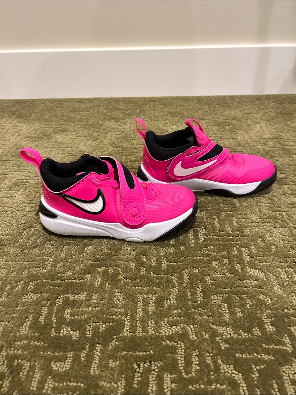 Nike Kids Bright Pink and Black Athletic Sneakers